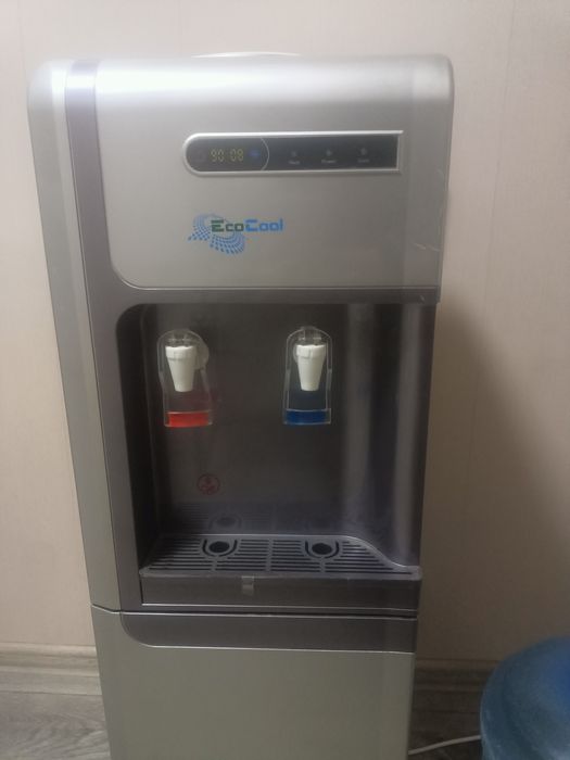 Продам диспенсер