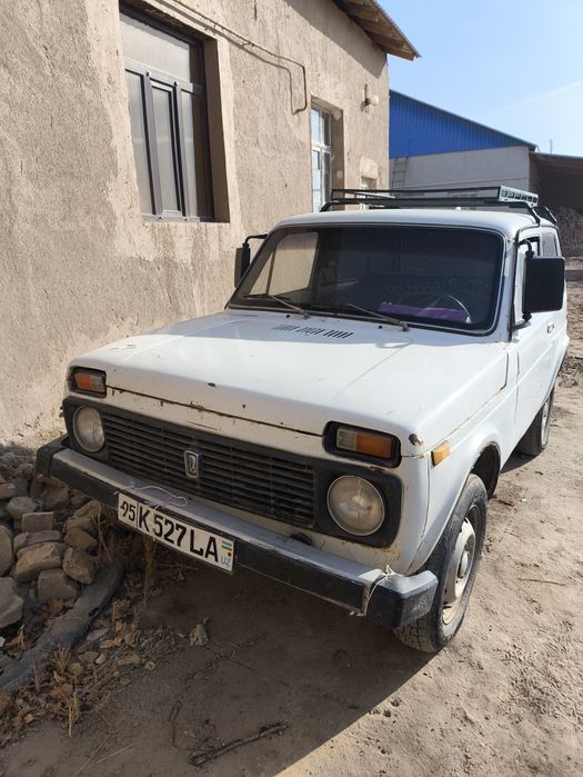 Нива сотилади внедорожник