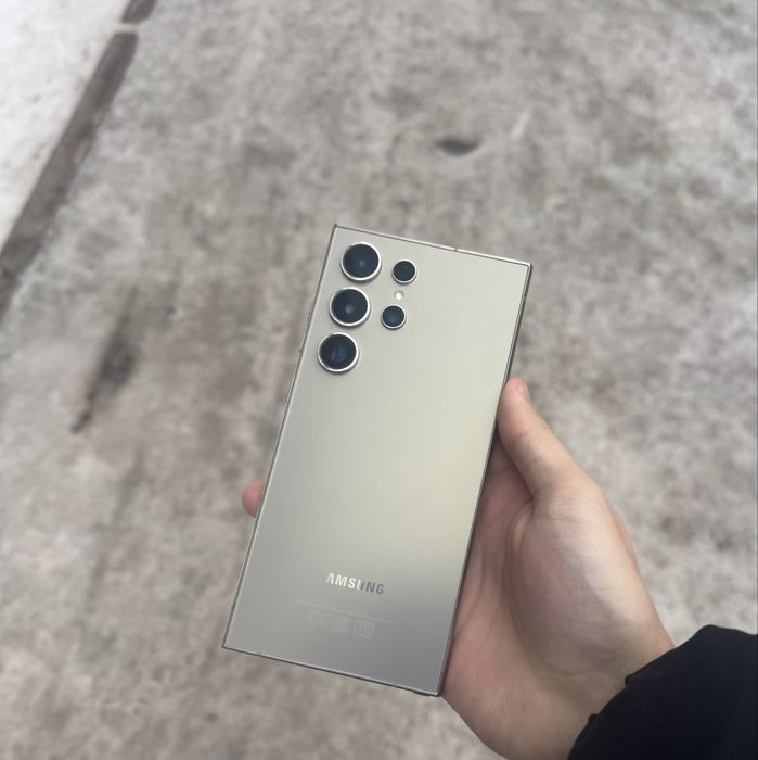 Продам Samsung s24 Ultra Срочно