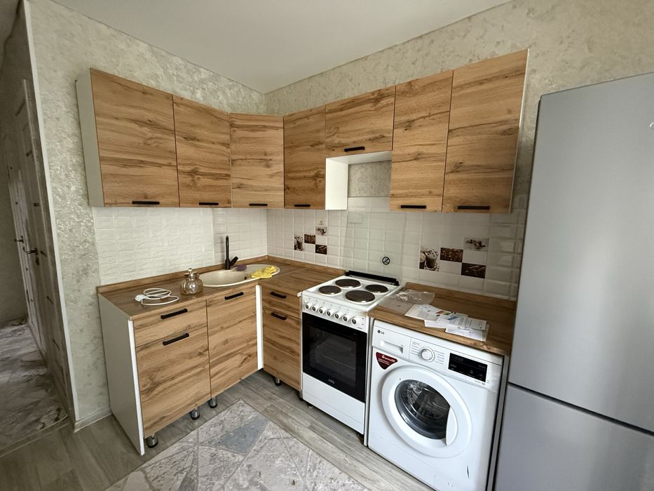 Продается кухонный гарнитур