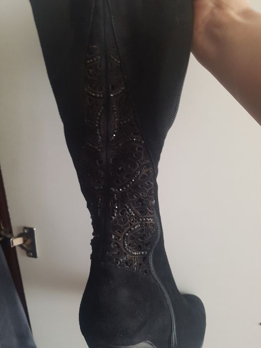 Продам кожанную  обувь