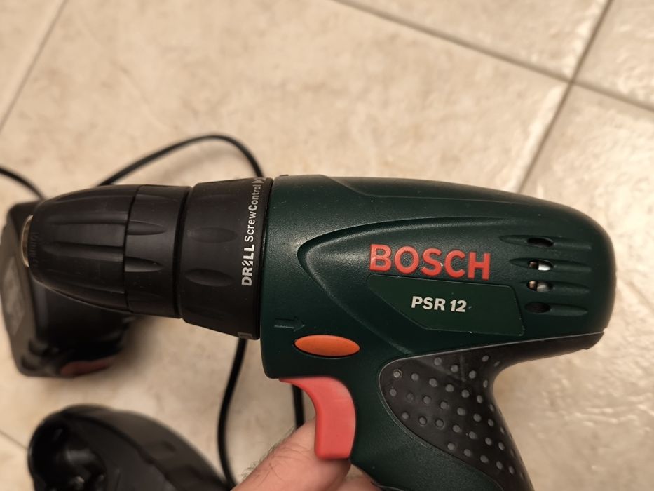 Винтоверт Bosch psr 12