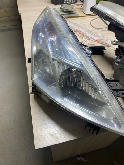 Комплект фары б/у
