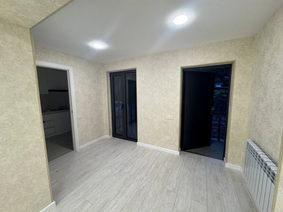 Здаеотса аренда под офис либа под бизнес мирза улугбек ц1