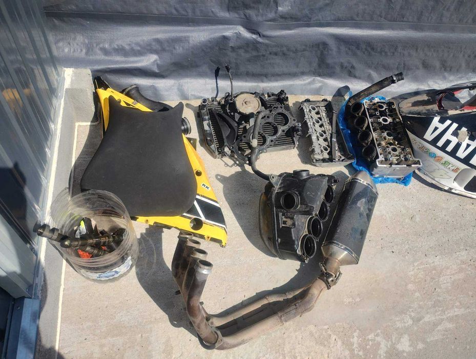 Yamaha YZF-R6 на части