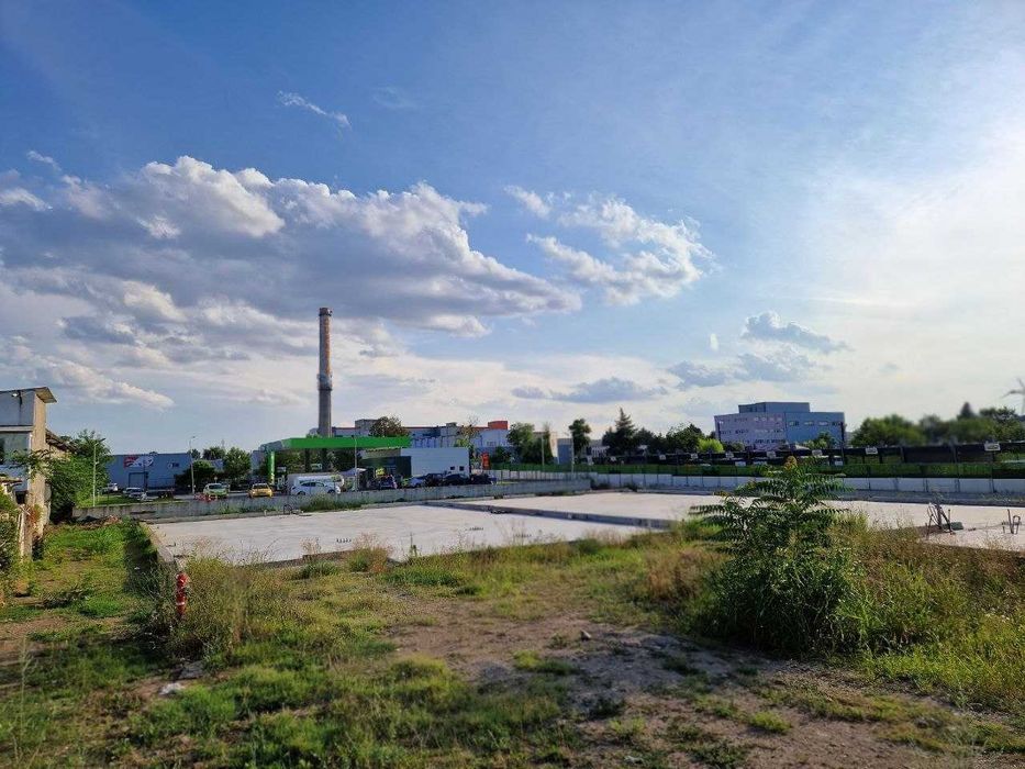 TEREN INDUSTRIAL de vânzare – 2.250 mp | Acces direct Șoseaua Olteniței | AUTORIZAȚIE P+1 până în 10.2027 | Utilități | FUNDAȚIE executată