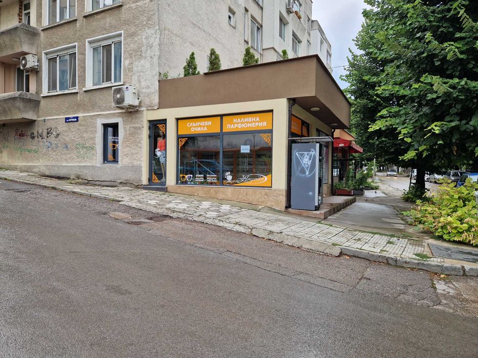 Дава се под наем Магазин в Шумен, Център - 40 кв.м за 306 € - Снимка #4