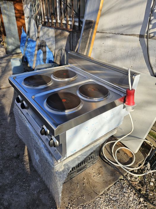 Котлони електрически 4-ка. Настолни или 2-ка. на база от земята Трифаз