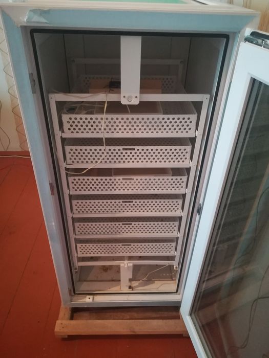 Инкубатор ИФХ-500НС