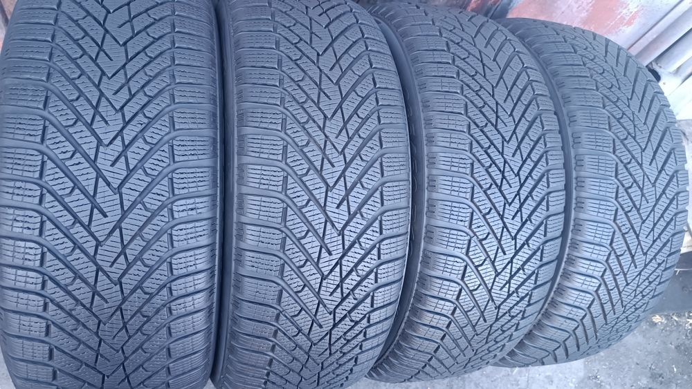 235/50/19 Pirelli Дот 3023