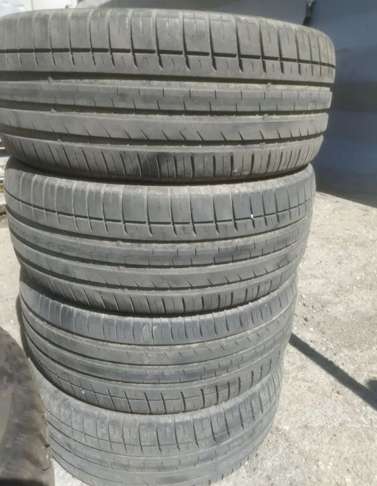 Продам летние резины р 17