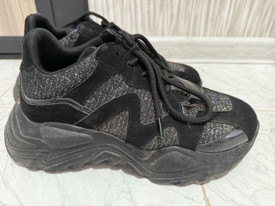 Дамски маратонки на платформа