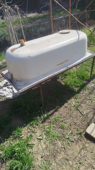 2 ванные с ножками