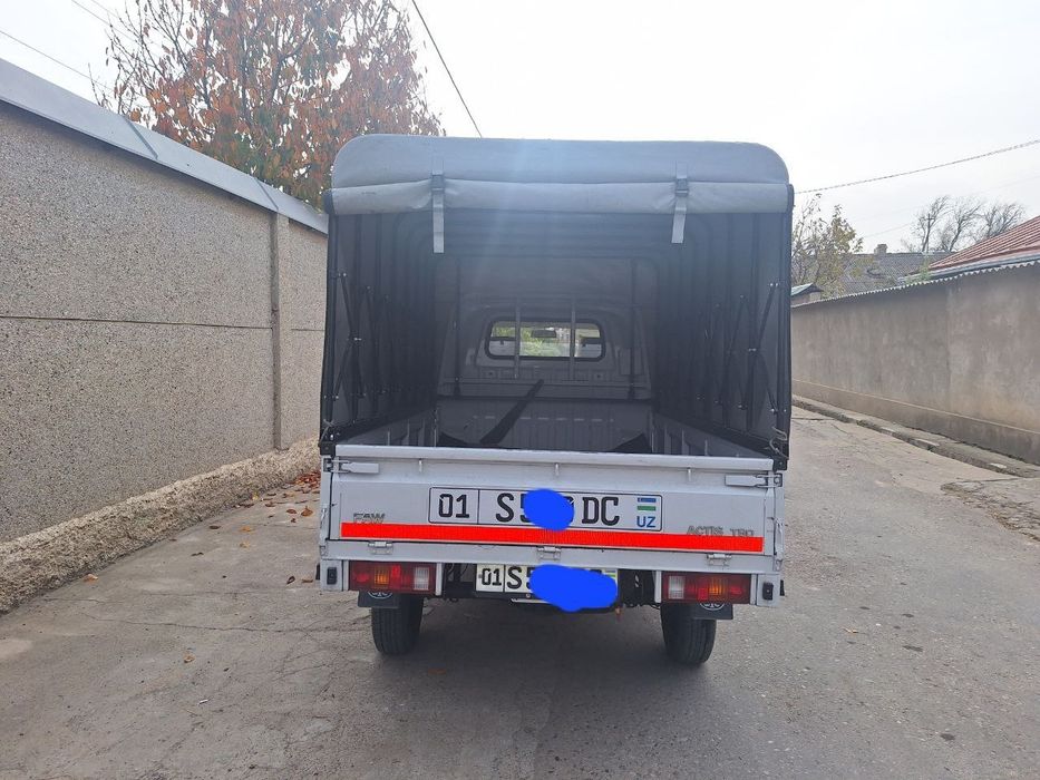 Продаётся мини грузавой FАW Т8О