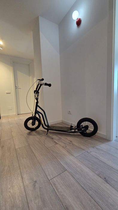 Trotineta roti mari pentru copii
