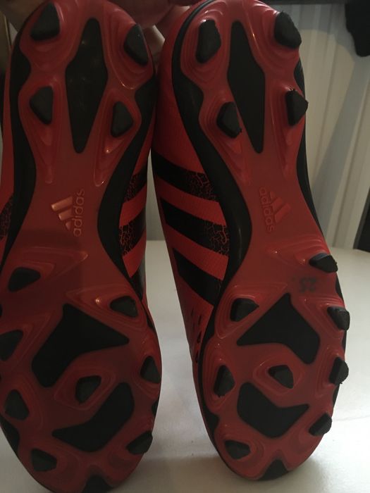 футболни бутонки оргинални