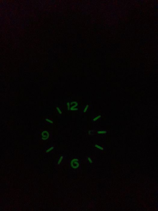 Продам часы  CURREN