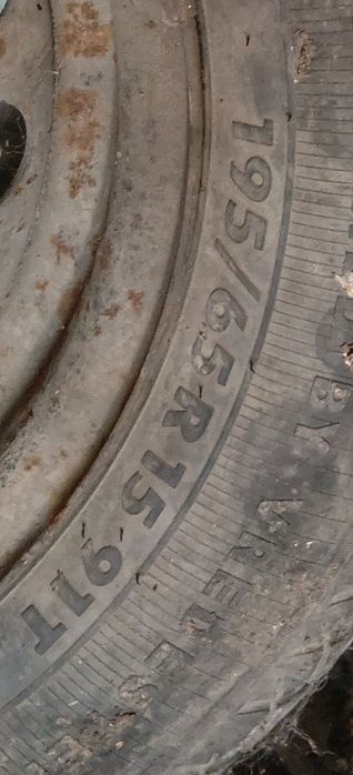 Продам колесо с диском для авто