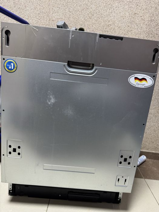 Посудомоечная машина Midea