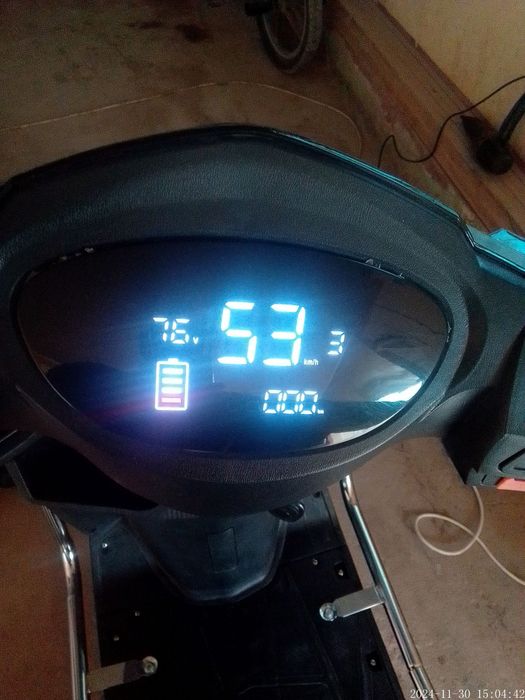 skuter sotiladi srochni