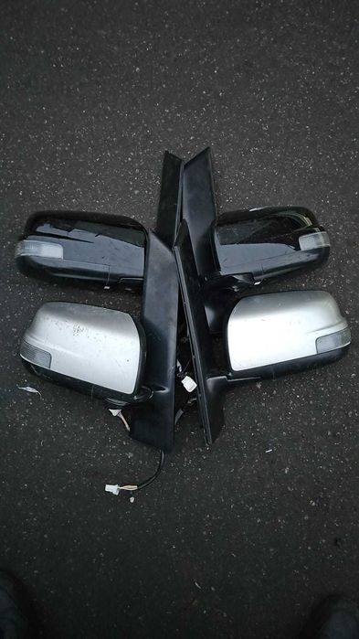 зеркала на Nissan Serena