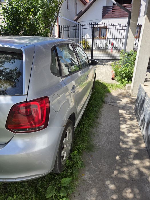 VOLKSWAGEN Polo 2011 — imagine 2