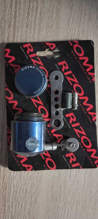 Rezervor lichid frana sau ambreiaj Rizoma albastru nou