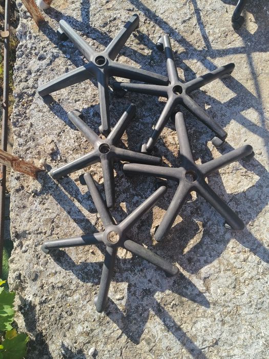 Офис столове и части за столове