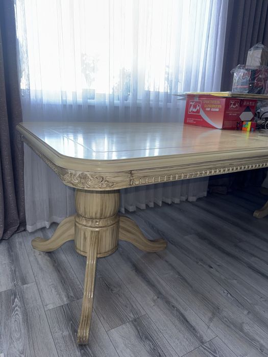 Стол хорошего качества