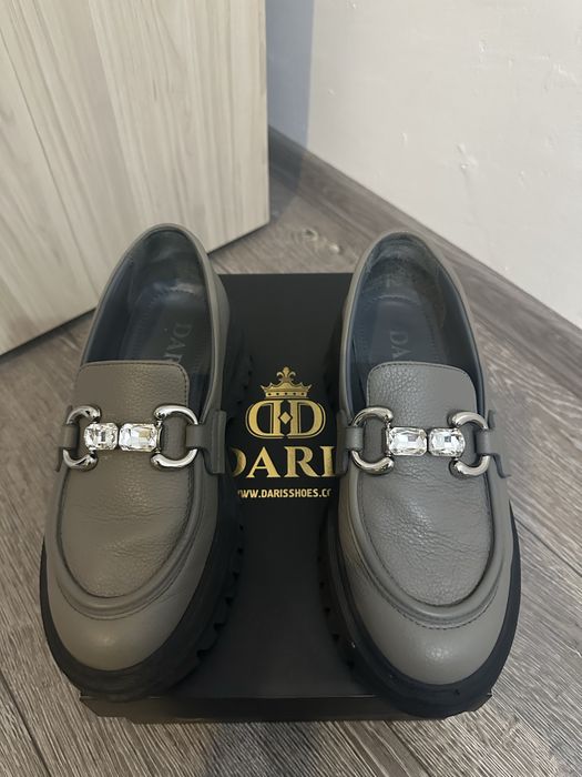 Сиви лоуфъри Daris