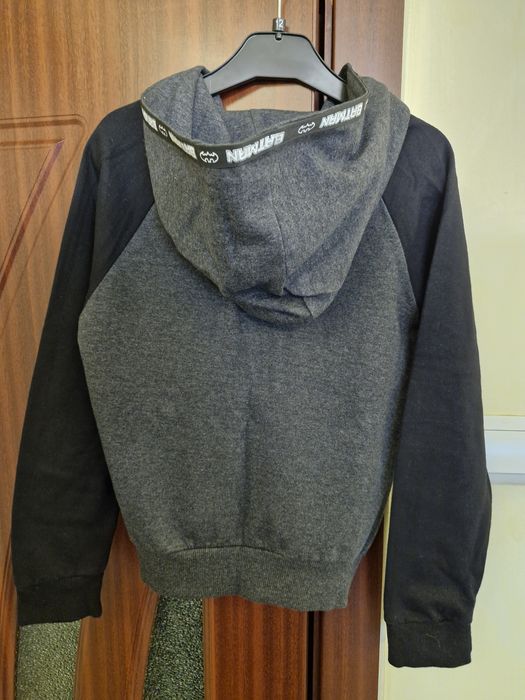 Vand 2 bluze copii