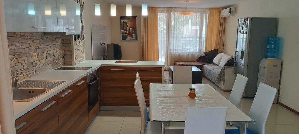 Мезонет в Варна-к.к.Златни пясъци площ 210 цена 295000 - снимка 2