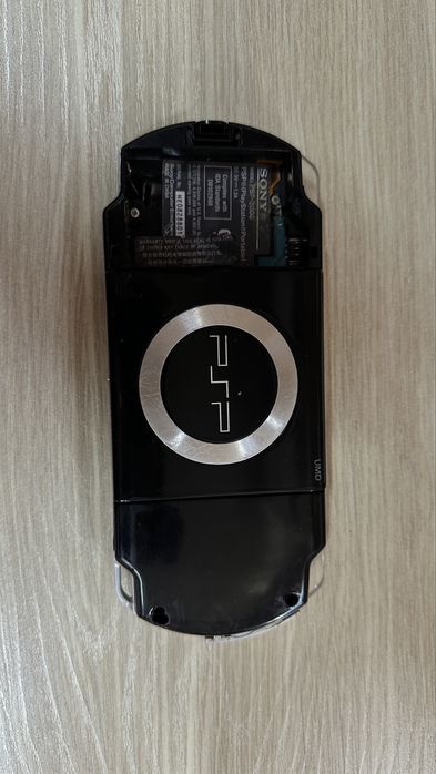 Продам psp на запчасти
