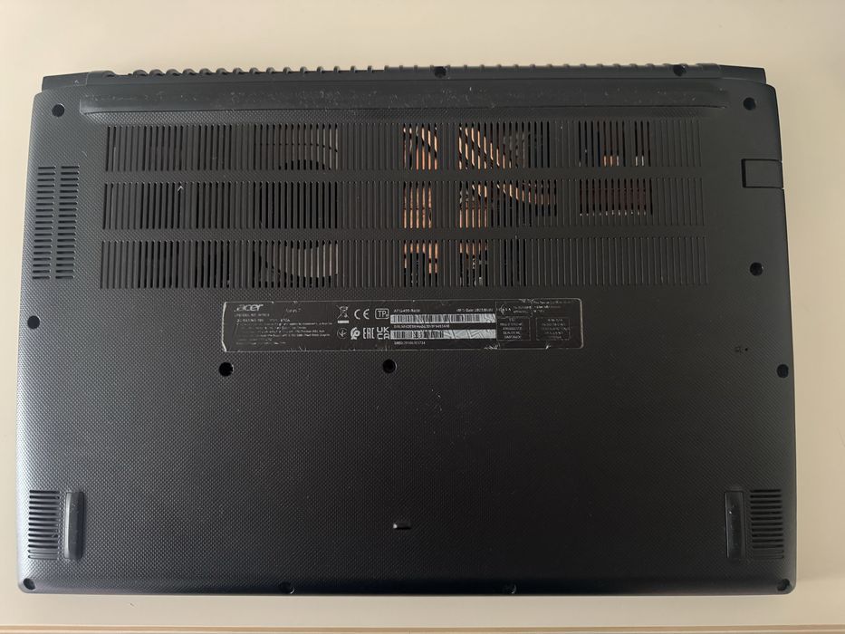 Acer aspire 7 A715-42G