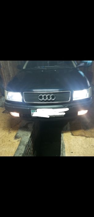 Продам Ауди 100 .