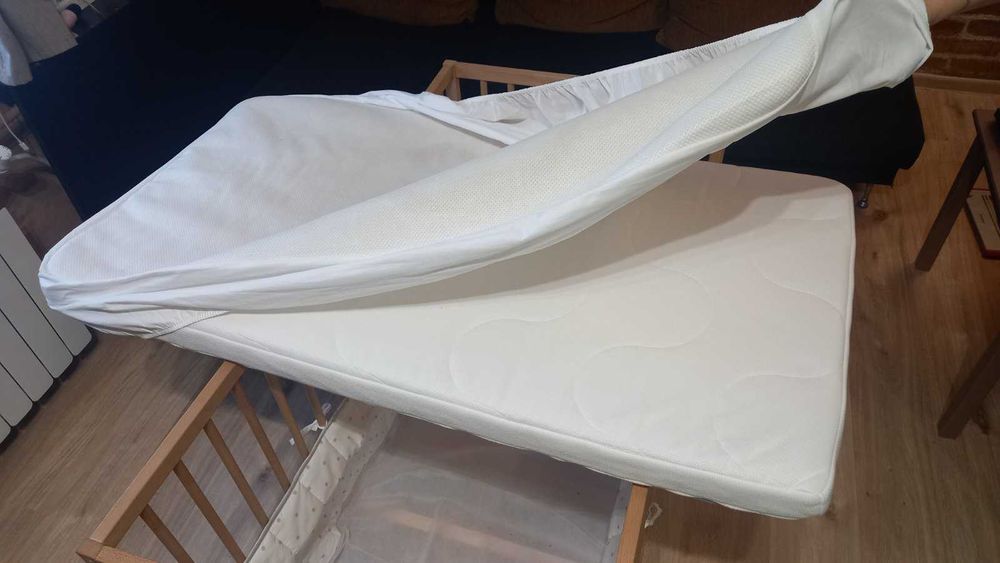 IKEA Креватче + матрак + протектор + обиколник