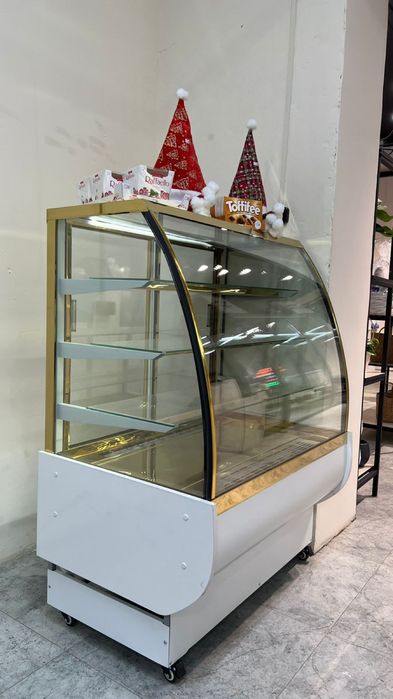 Кондитерский холодильник, витринный холодильник