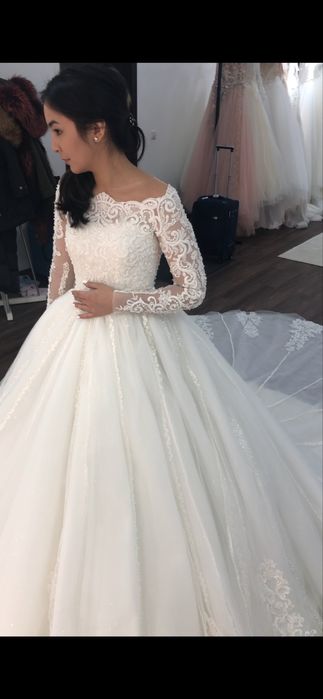 Свадебное платье