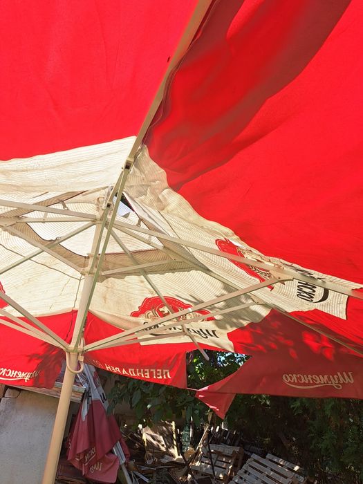 Продавам чадъри ,голями ,