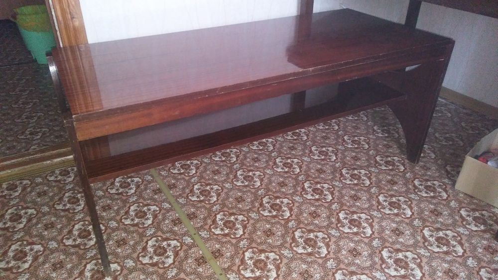 Продам журнальный столик