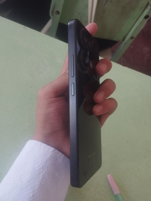 Redmi note 13 128/6