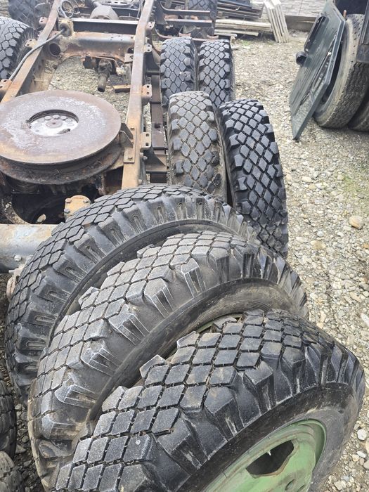 Cauciucuri anvelope 900 20