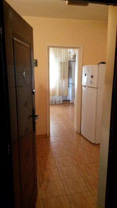 Închiriez apartament 3 camere, Caracal, Olt