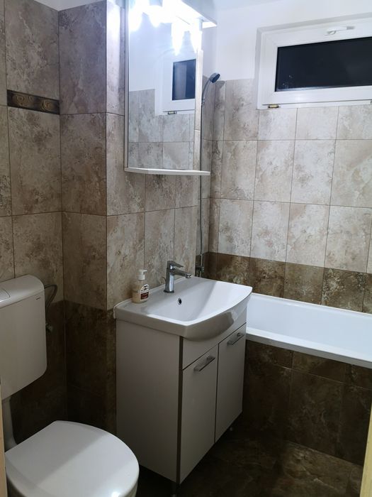 Închiriez apartament 2 camere