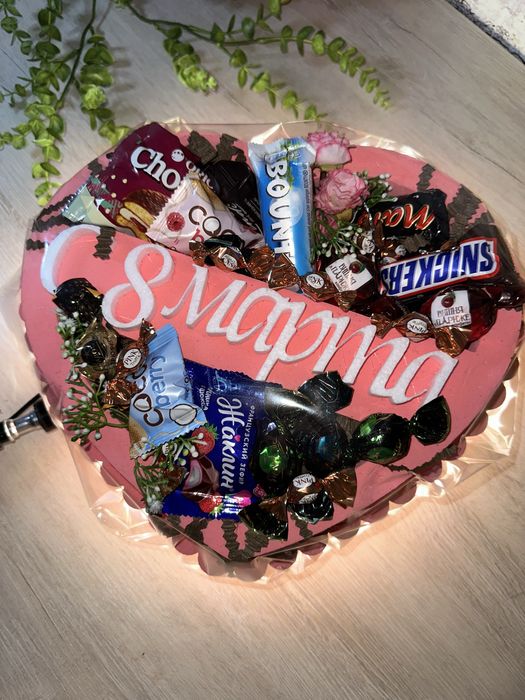 Боксы на 8 Марта / Подарочные Боксы