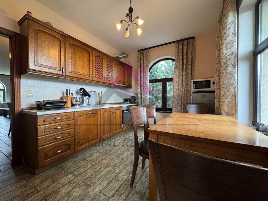 Лукс! Аристократичен дизайн! Къща+ вътрешен басейн- с. Кранево