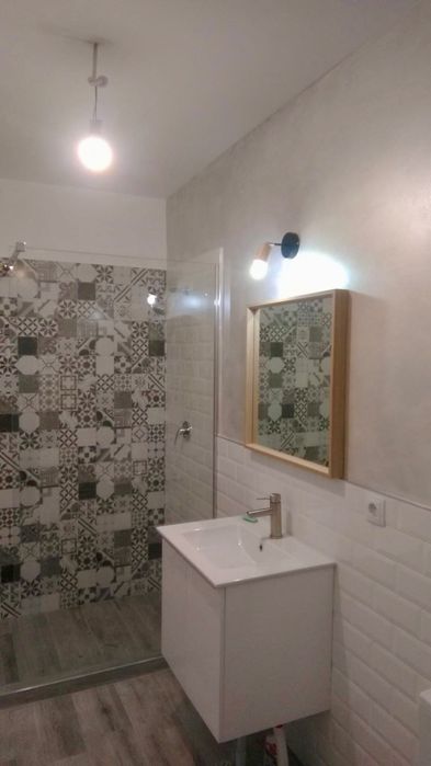 Inchiriez apartament  langa Vivo