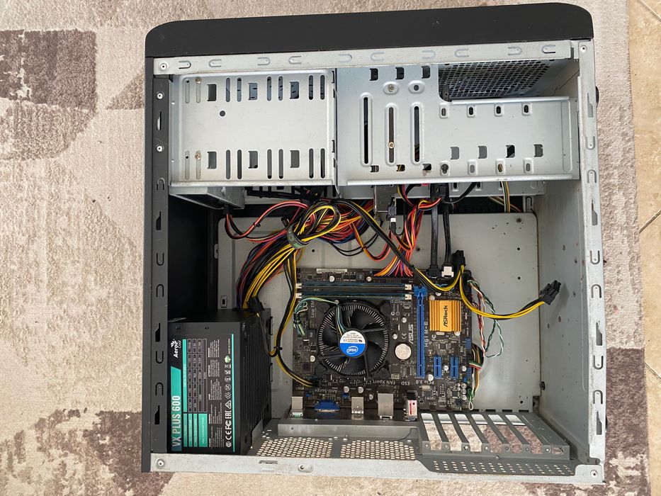 Настолен компютър за части