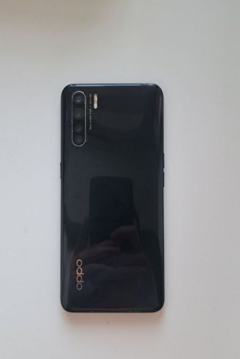 Продам отличный Оппо.