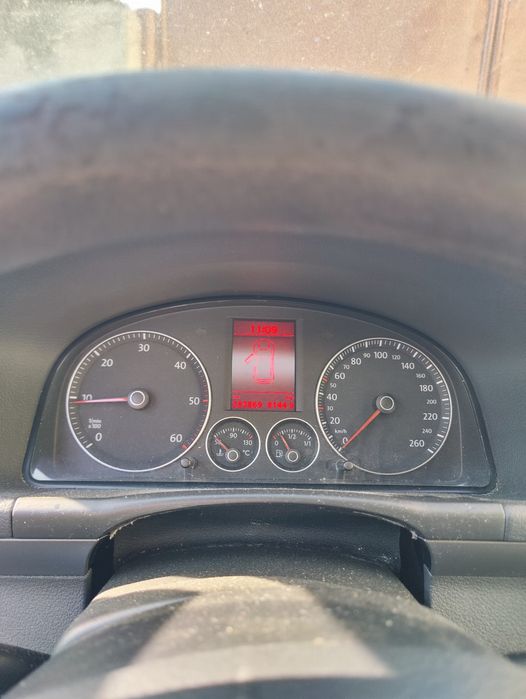 VOLKSWAGEN Touran 2004 — imagine 4